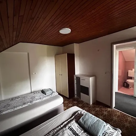 Apartmán Larisa Apartma *